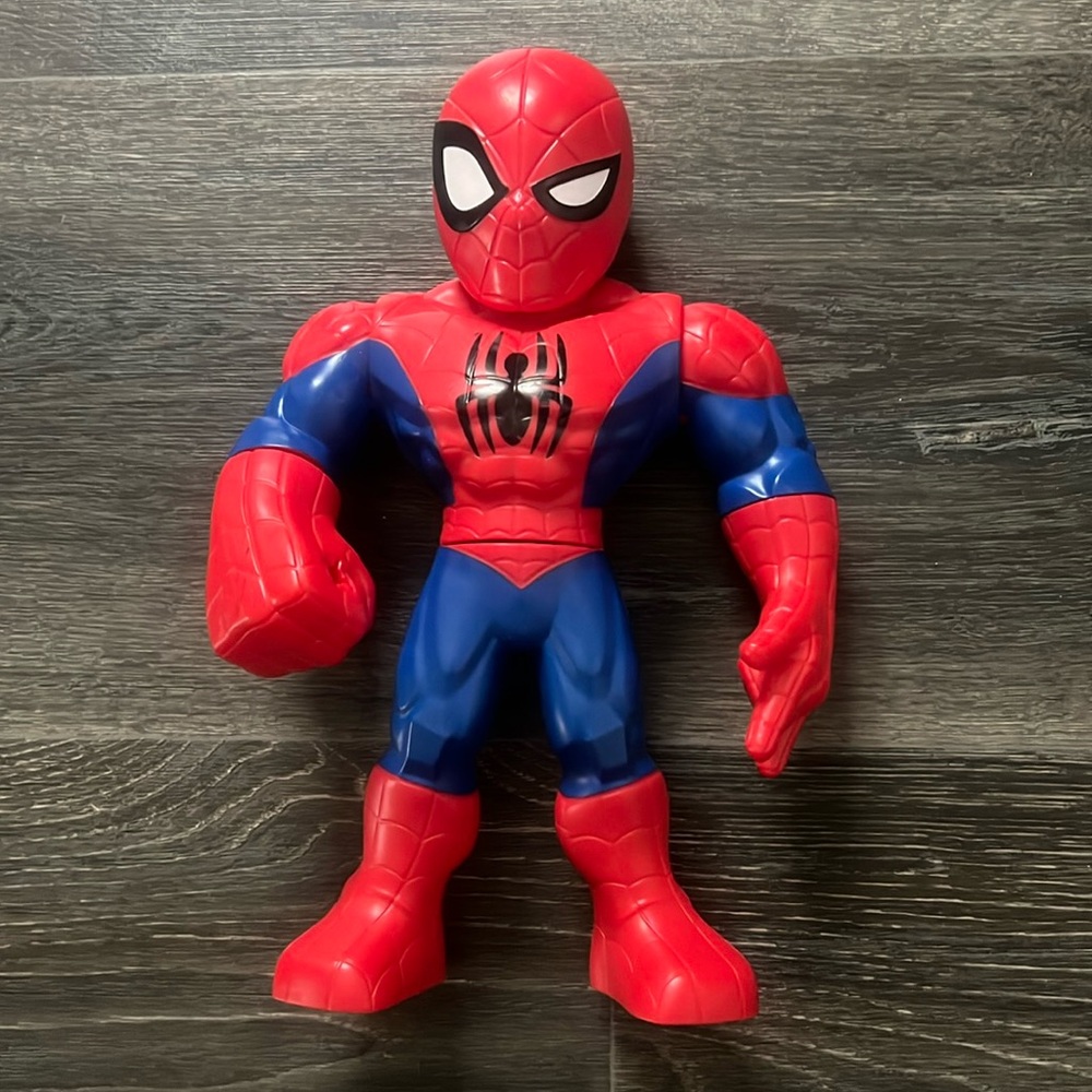 ☘️2/$25☘️Hasbro Playskool Marvel Spider-Man figure